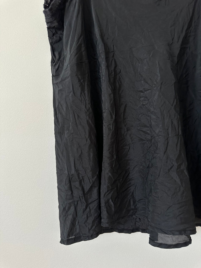 COUNTRY ROAD - SILK CAMI TOP - BLACK - M-Shirts-UPTOWN VINTAGE-UPTOWN LOCAL