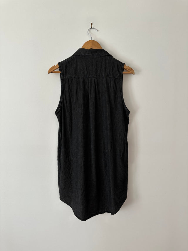 CHEAP MONDAY - SLEEVLESS DENIM SHIRT - WASHED BLACK - S-Shirts-UPTOWN VINTAGE-UPTOWN LOCAL