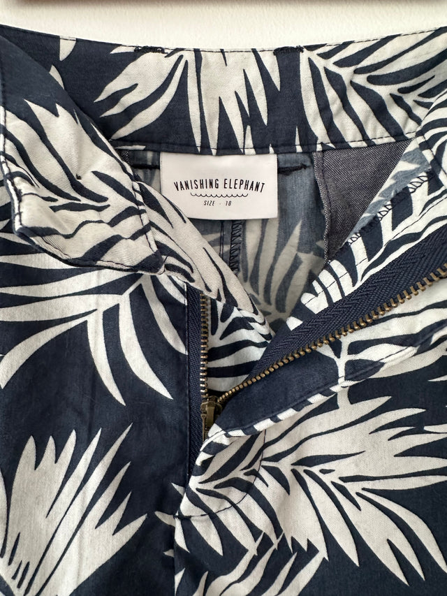 VANISHING ELEPHANT - PALM PRINT PLEAT COTTON SHORTS - NAVY / WHITE - 10-Shorts-UPTOWN VINTAGE-UPTOWN LOCAL