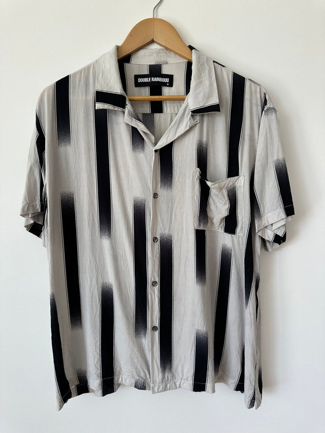 DOUBLE RAINBOUU - STRIPE PTINT S/S SHIRT - WHITE / BLACK - M-Shirts-UPTOWN VINTAGE-UPTOWN LOCAL