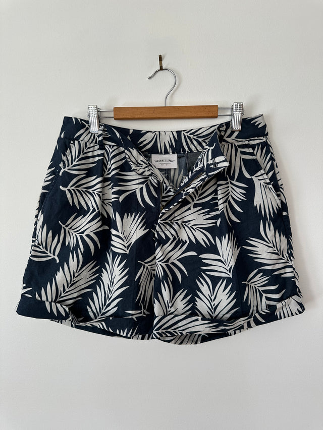 VANISHING ELEPHANT - PALM PRINT PLEAT COTTON SHORTS - NAVY / WHITE - 10-Shorts-UPTOWN VINTAGE-UPTOWN LOCAL