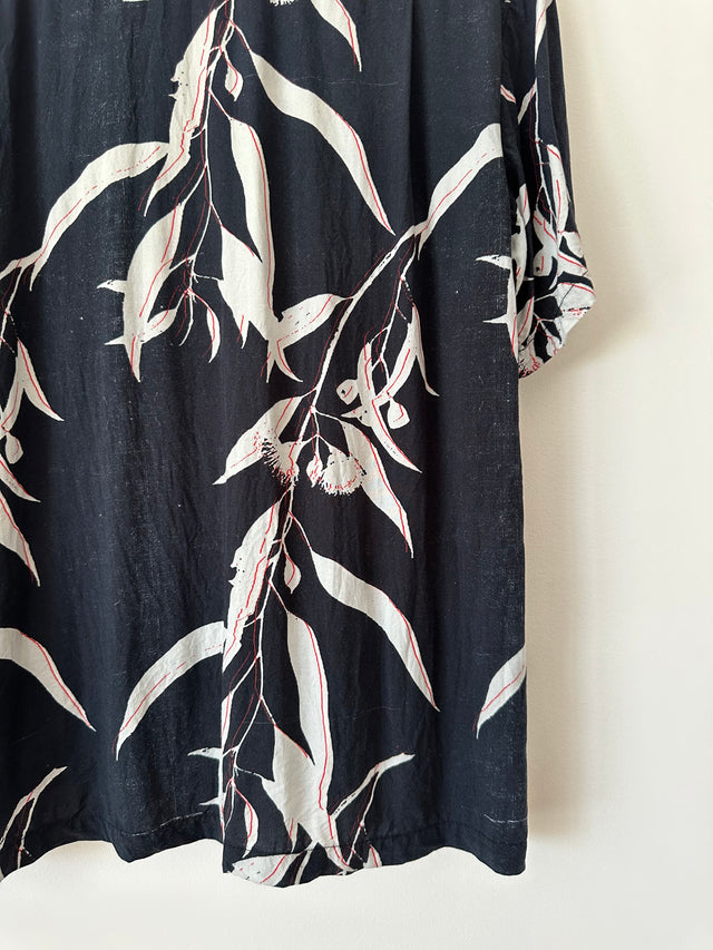 DOUBLE RAINBOUU - LEAF PRINT S/S SHIRT - MIDNIGHT - M-Shirts-UPTOWN VINTAGE-UPTOWN LOCAL