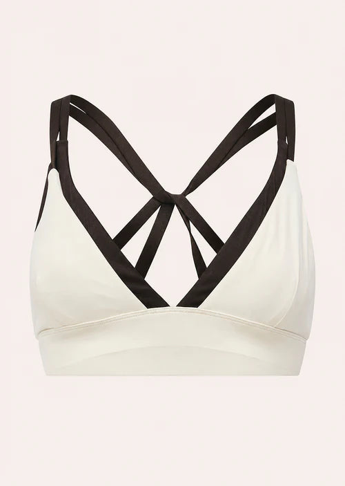 PE NATION - Activate Sports Bra - Coffee