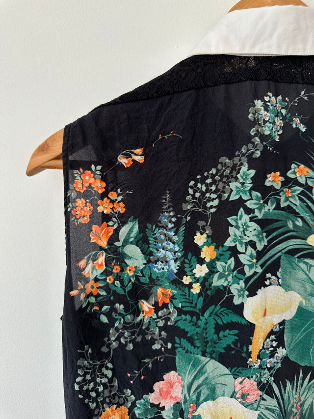 SANDRO - SILK PRINT W-LACE DETAIL S/L SHIRT - BLACK / MULTI - 2 / M-Shirts-UPTOWN VINTAGE-UPTOWN LOCAL