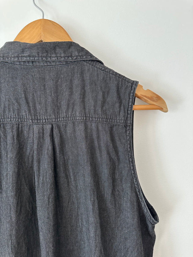 CHEAP MONDAY - SLEEVLESS DENIM SHIRT - WASHED BLACK - S-Shirts-UPTOWN VINTAGE-UPTOWN LOCAL