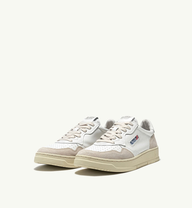 Medalist Womens - Suede / White-Shoes-Autry-36-UPTOWN LOCAL