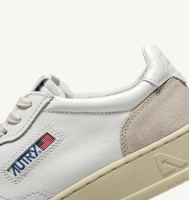 Medalist Womens - Suede / White-Shoes-Autry-36-UPTOWN LOCAL