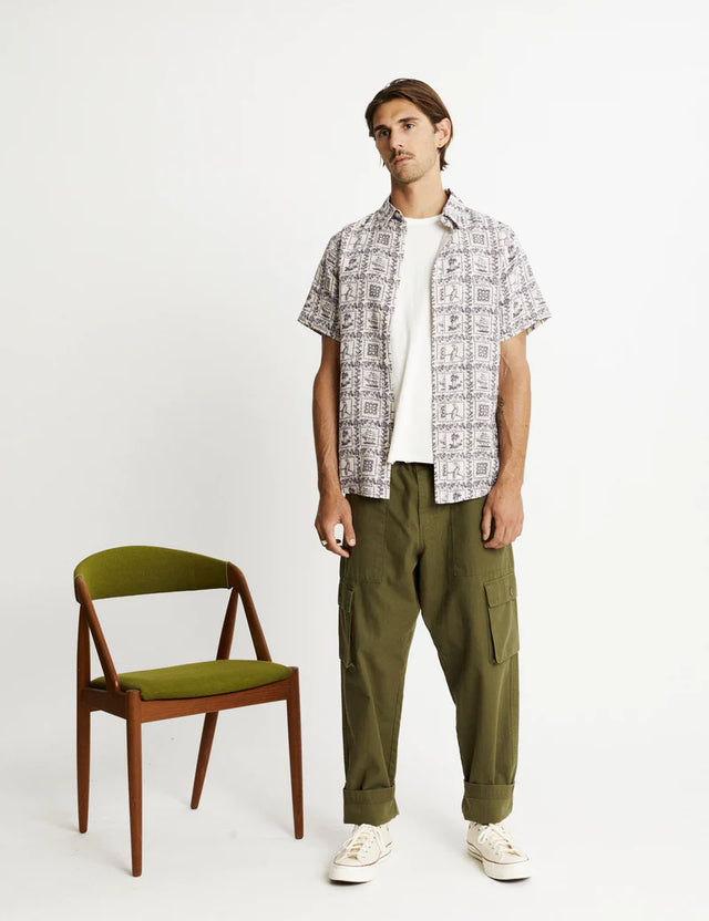 Earl BBQ SS Shirt - Wategoes-Mr. Simple-S-UPTOWN LOCAL