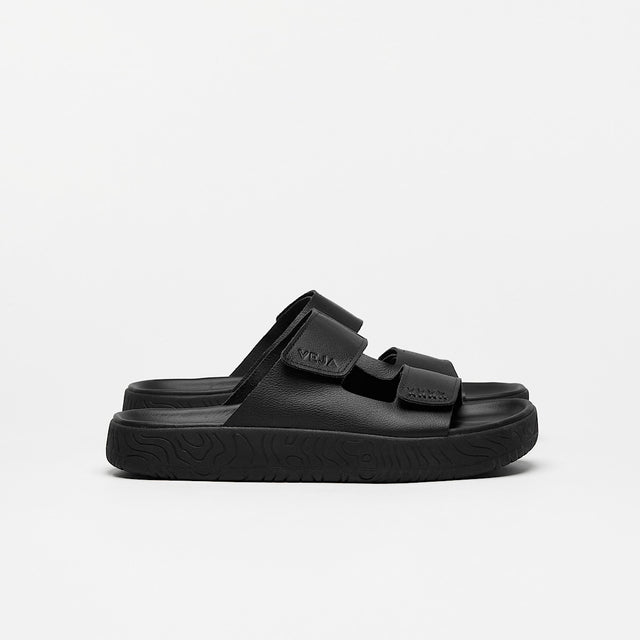 VEJA - Etna O.T. Leather Full Black side view