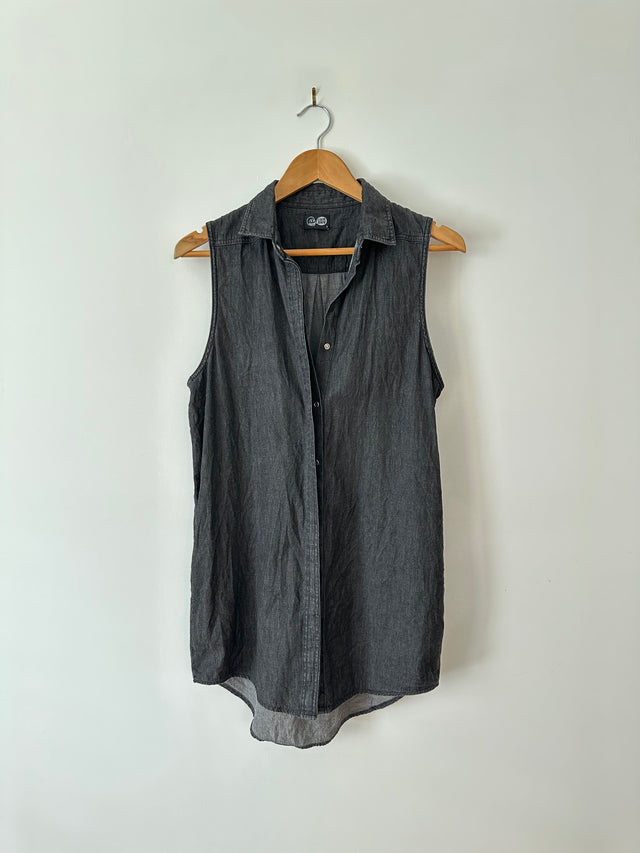 CHEAP MONDAY - SLEEVLESS DENIM SHIRT - WASHED BLACK - S-Shirts-UPTOWN VINTAGE-UPTOWN LOCAL