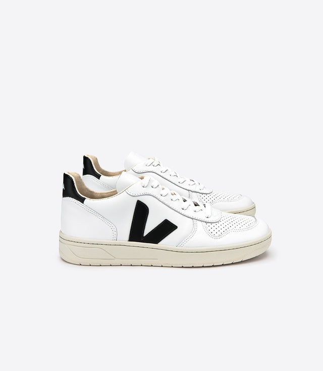 V10 Leather Extra White Black-Shoes-Veja-UPTOWN LOCAL